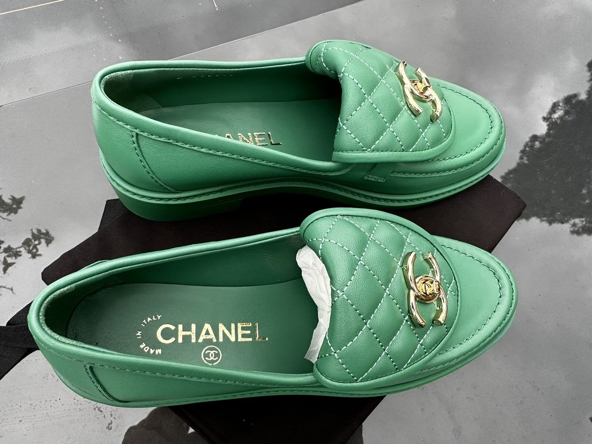 CHANEL♡長靴 カーキロゴ入り CHANEL♡長靴 カーキロゴ入り 2024-2025年 秋冬 新作 CHANEL シャネル