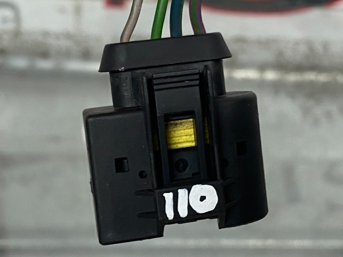 ごま✕4 Amazon.com: SINOCMP VOE17441795 17441795 Wiring Harness for