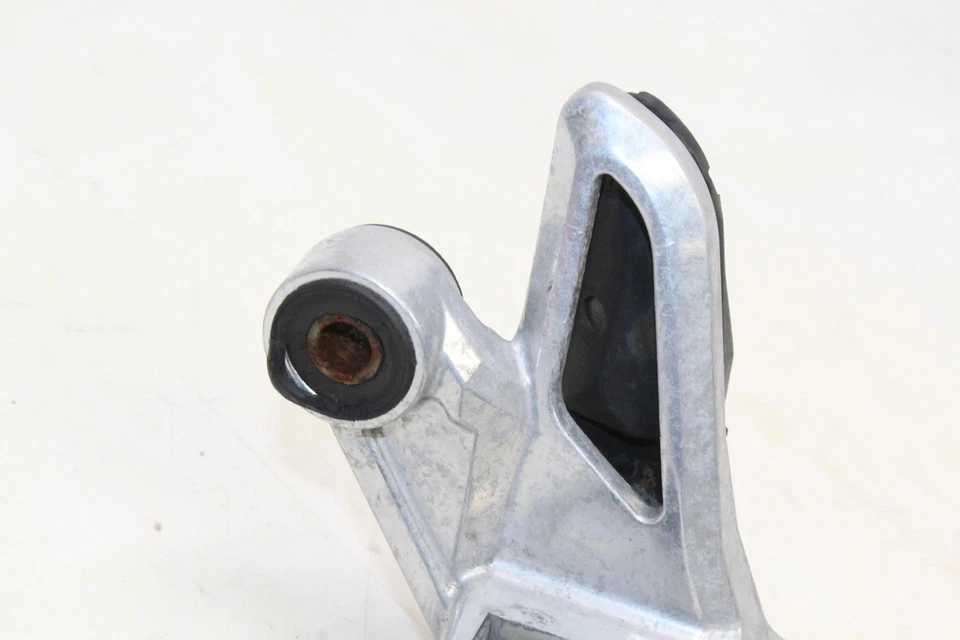 Yamaha Fz1 Fazer 2004 01-05 clavija trasera derecha pasajero fabricante de equipos originales Foto 3 de 4