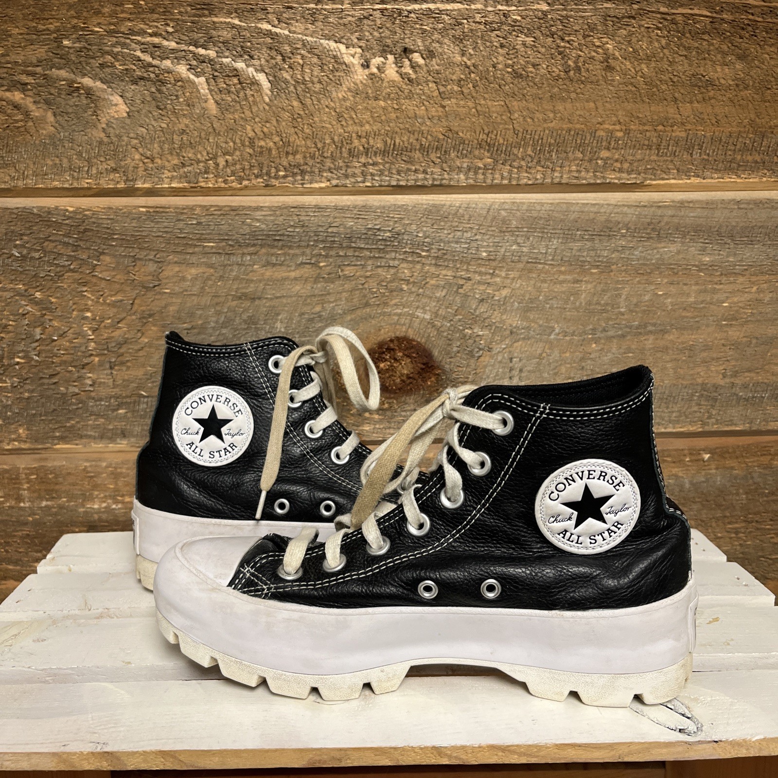 Converse Chuck Taylor All Star High Top Black Leather Lugged Boots Womens 7
