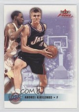 2003-04 Fleer Focus Andrei Kirilenko #31 9l4