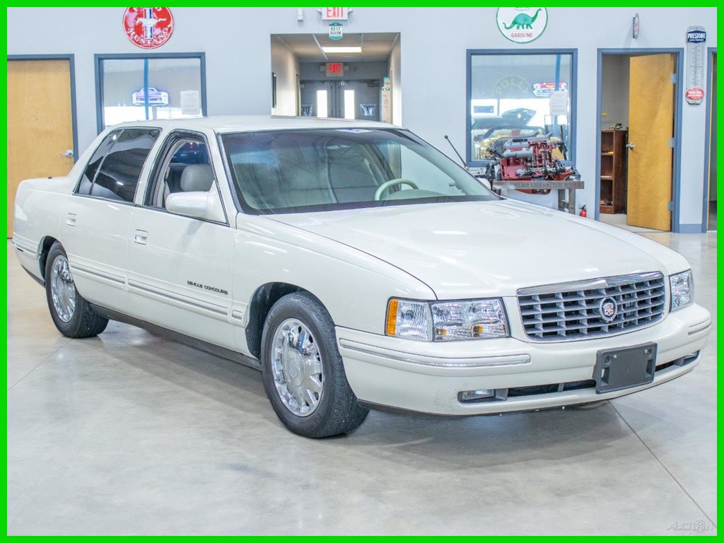 1998 Cadillac De Ville for sale in Salem Ohio