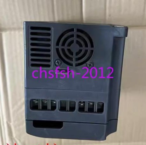 1 PCS VC1000-R75G3 driver speed control frequency converter In good condition - Picture 4 of 5