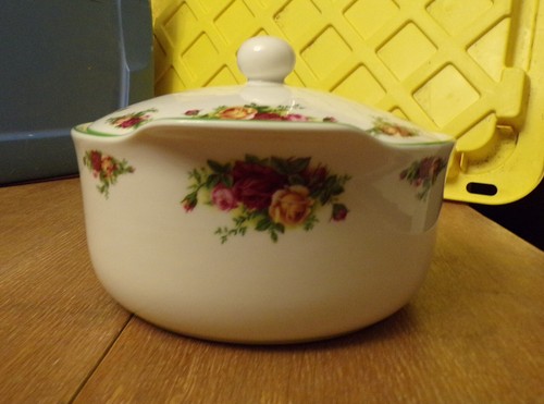 Choice Royal Albert Old Country Roses/Holiday/Oriental Casserole Baking Dishes - Picture 21 of 42