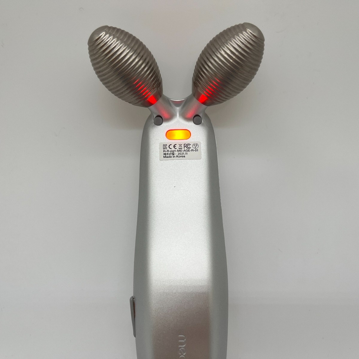 Medicube AGE-R Device ME-AGE-R-01 Derma Shot Massager Used Only 