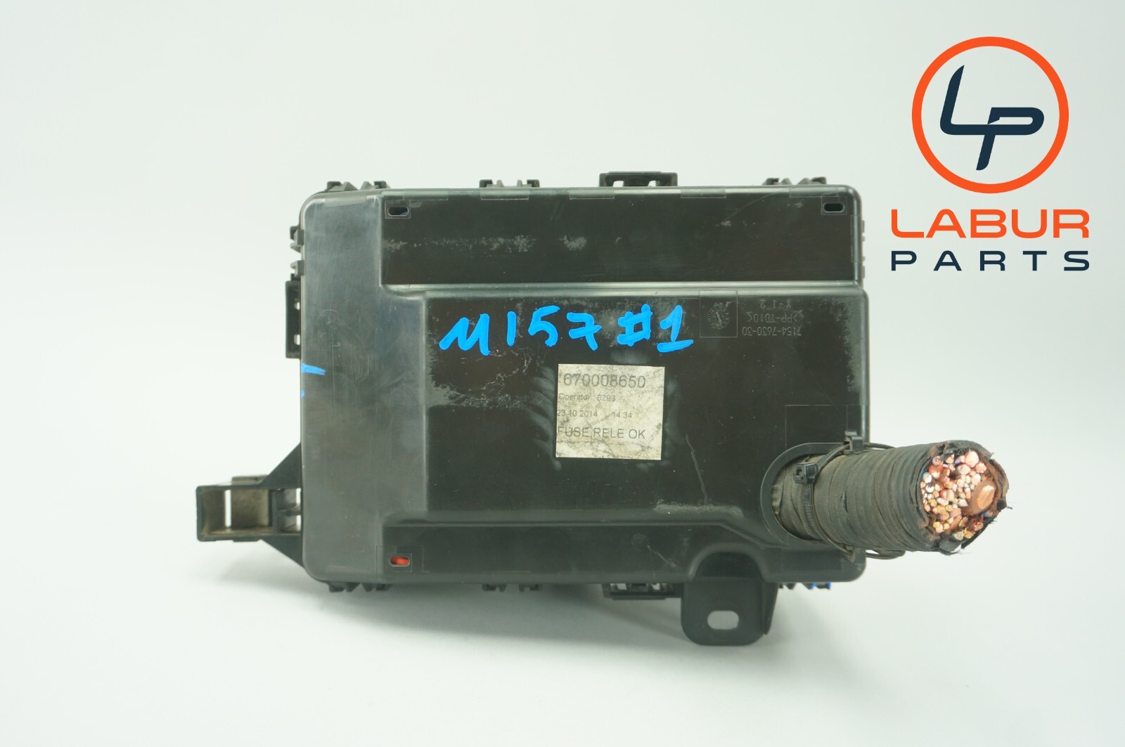 M157 14-17 Maserati Ghibli Engine Battery Fuse Relay Junction Block Box C1287