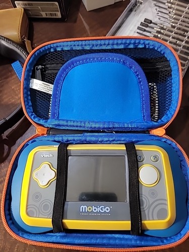 Vtech MobiGo Touch Learning System WITH FOUR GAMES AND WIIU HEADPHONES. USED - Picture 8 of 11