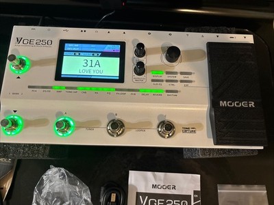 MOOER GE250 Digital Multi-Effects Processor Looper for Electric Guitar