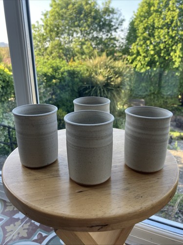 4 CANTERBURY POTTERY LIGHT OTMEAL POTS BEAKERS VASES - WINE COFFEE BEER JUICE - Picture 3 of 7