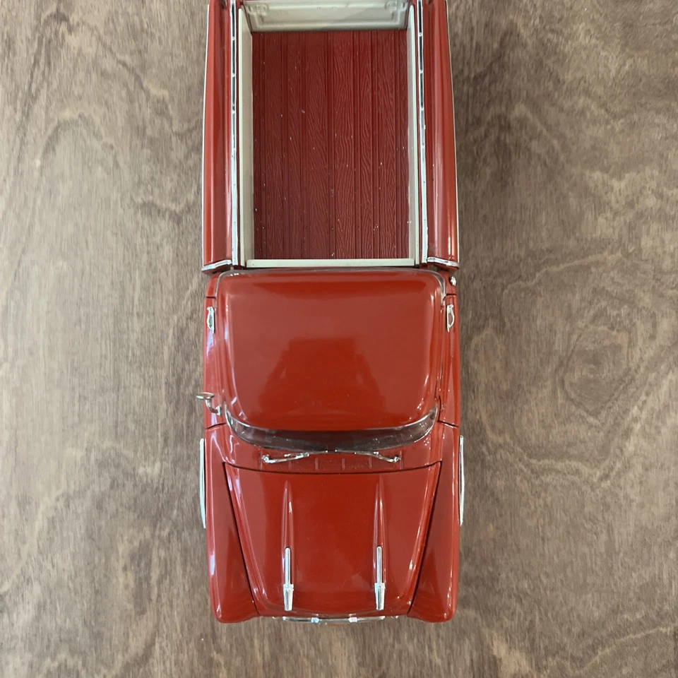 Johnny Lightning Coca-Cola 1957 Chevy Cameo Mint Edition CHASE 1:24 Diecast - Image 4 of 4