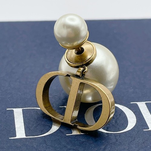 [Dior] DIOR J'ADIOR Tribal Pearl Star Chain Ear Cuff Pierce, Single Ear, Gold [Used] [Authenticated and Guaranteed Authentic] 208514
