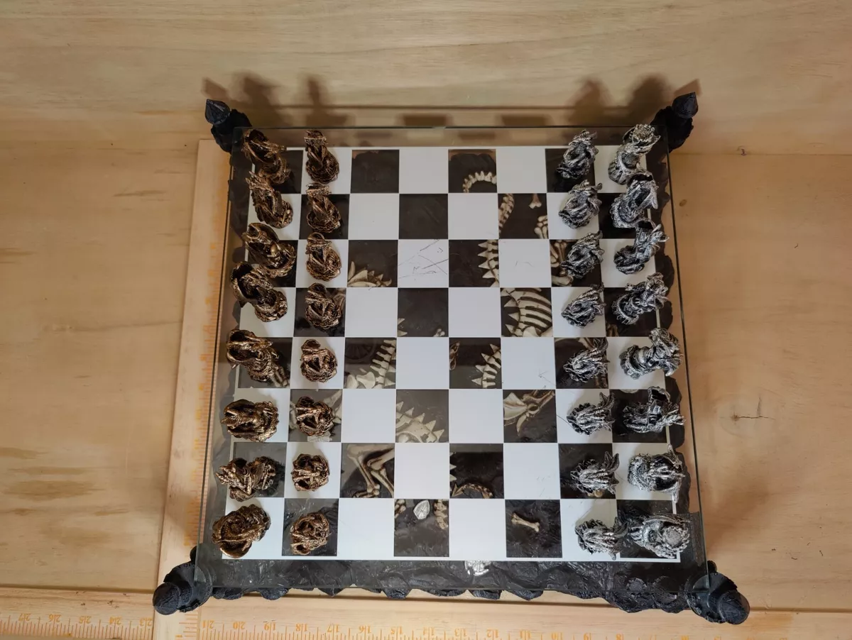 CHH Dragon Chess Set