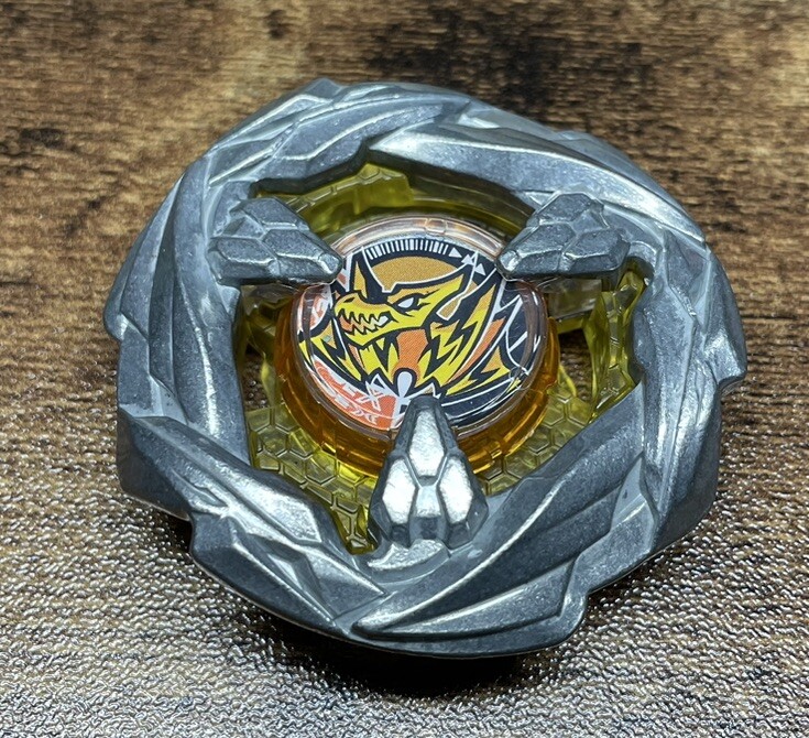 Takara Tomy Beyblade X | UX-10 Yellow Ptera Swing Blade | eBay