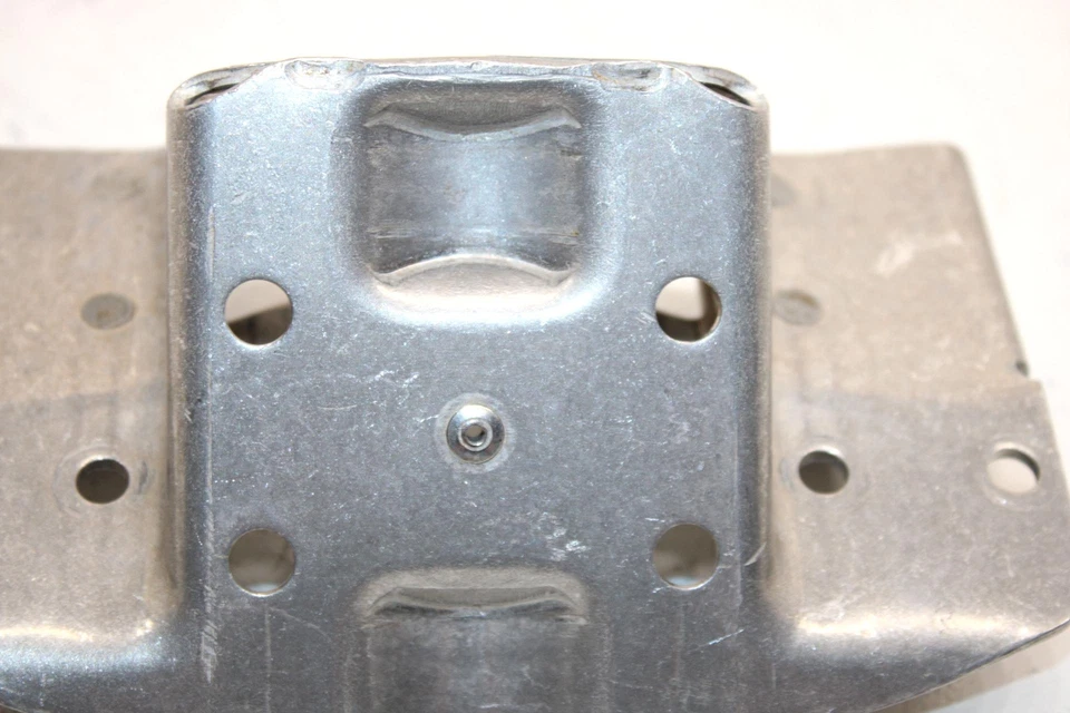 07 Arctic Cat F5 Lxr Efi OEM Placa de soporte superior 4606-328 SA59 Foto 2 de 4