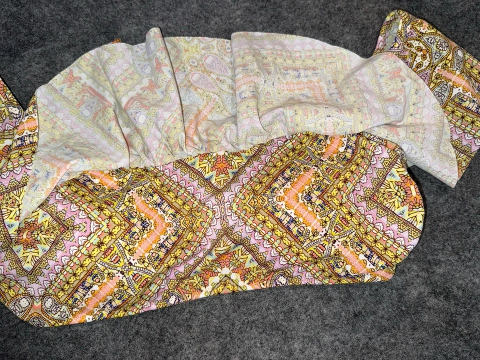 Victorias Secret M Swim Off-Shoulder Ruffle Flounce Crop Bikini Top - Image 2 of 4