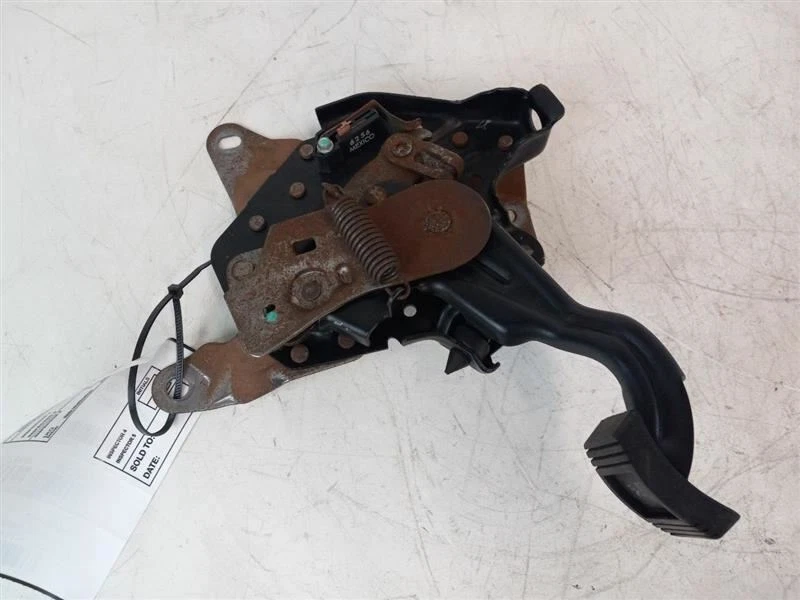 2007 CHEVROLET IMPALA EMERGENCY PARK BRAKE PEDAL - Image 2 of 4