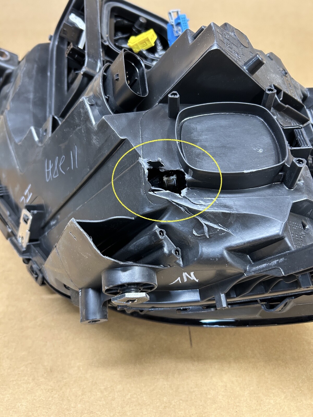 NEW OEM RH PASSENGER MERCEDES BENZ LED HEADLIGHT 1669062203 GLE 15 