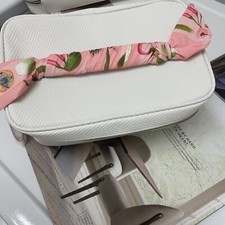 Estee Lauder White With Pink Bow Handle Veggies Makeup Bag Travel Case 9x5x4.5