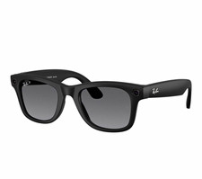 Ray-Ban Wayfarer Gen 2 Polarized Gradient Matte Black/Gray Sunglasses RW4012