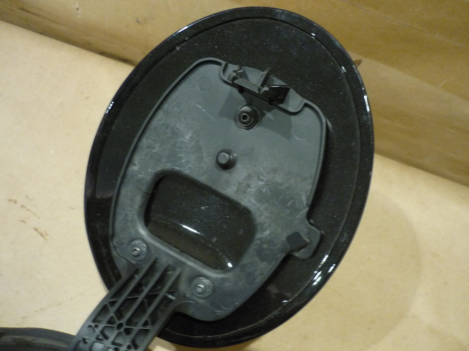 Ferrari California - Fuel Filler Door & Pan Assy-P/N 80974500 - 80975410