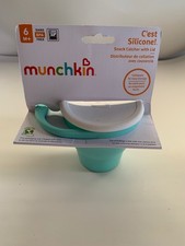 NEW Munchkin Snack Catcher with Lid 6m BPA Free C  est Silicone Dishwasher Safe