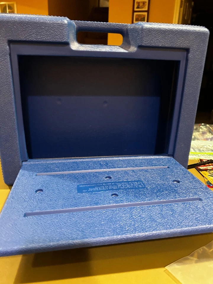 K'NEX  Blue Hard Box Carrying Case. - Image 2 of 3