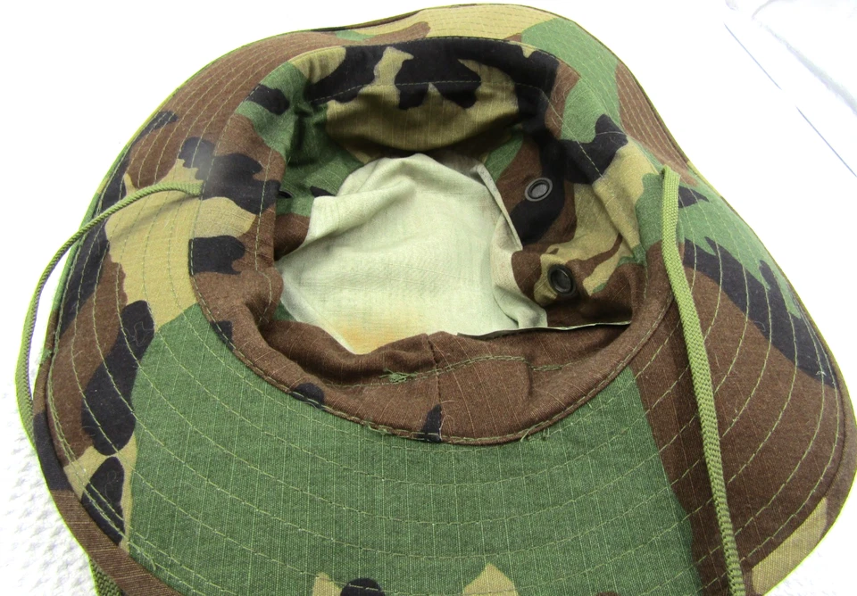Sombrero Militar DE COLECCIÓN Correa Trasera Grande Camuflaje Talla 7 1/4 Hecho en EE. UU. Foto 4 de 4