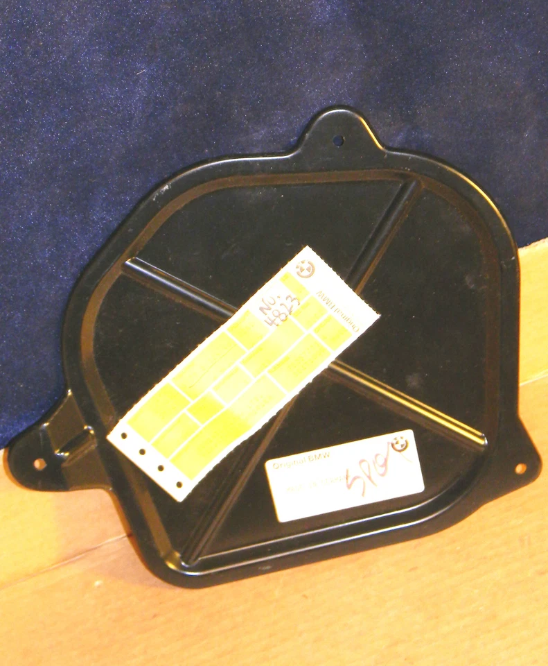 **BMW E31 840i 840Ci 850Ci 850CSi tampa plugue de bloqueio esquerda - Imagem 2 de 4