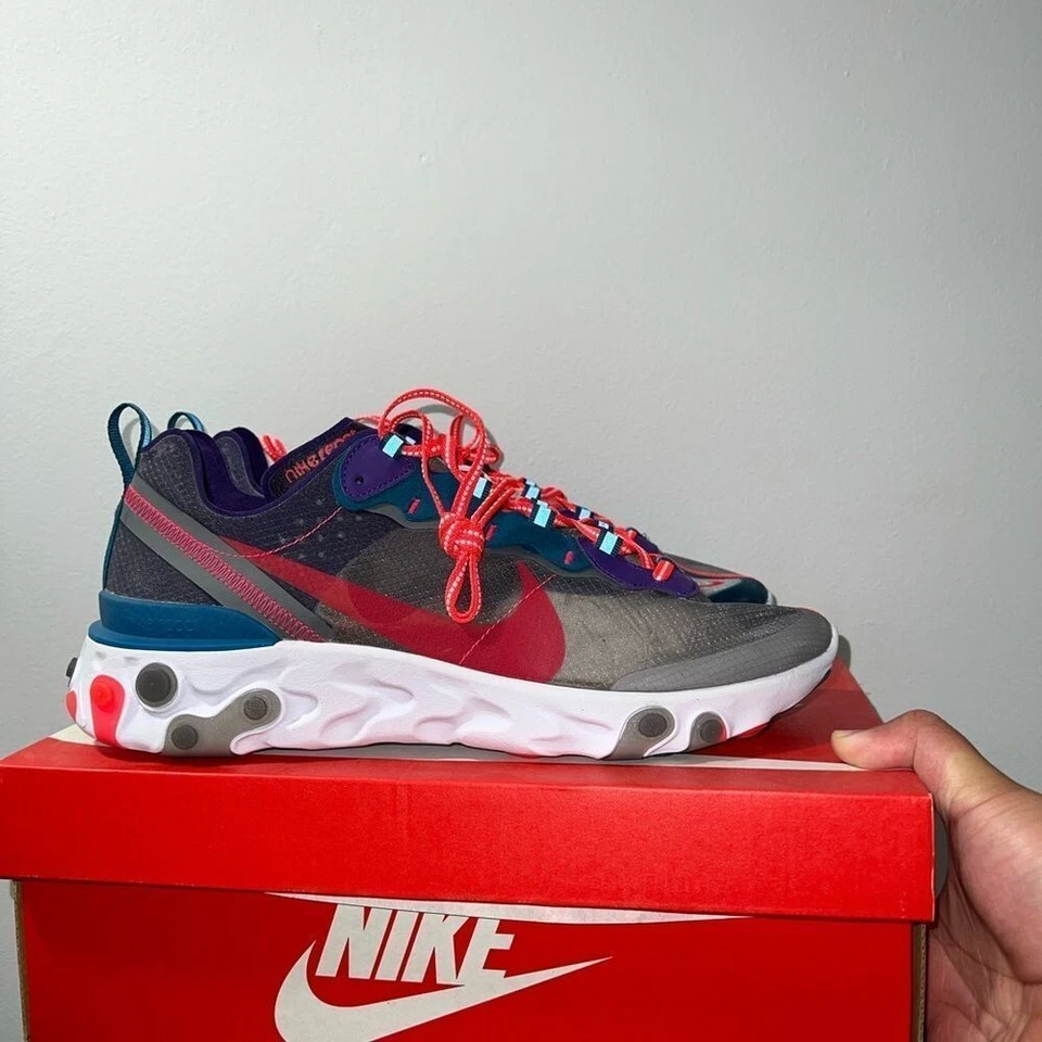 DEADSTOCK Nike React Element 87 Red Orbit Size 12 - Image 3 of 4
