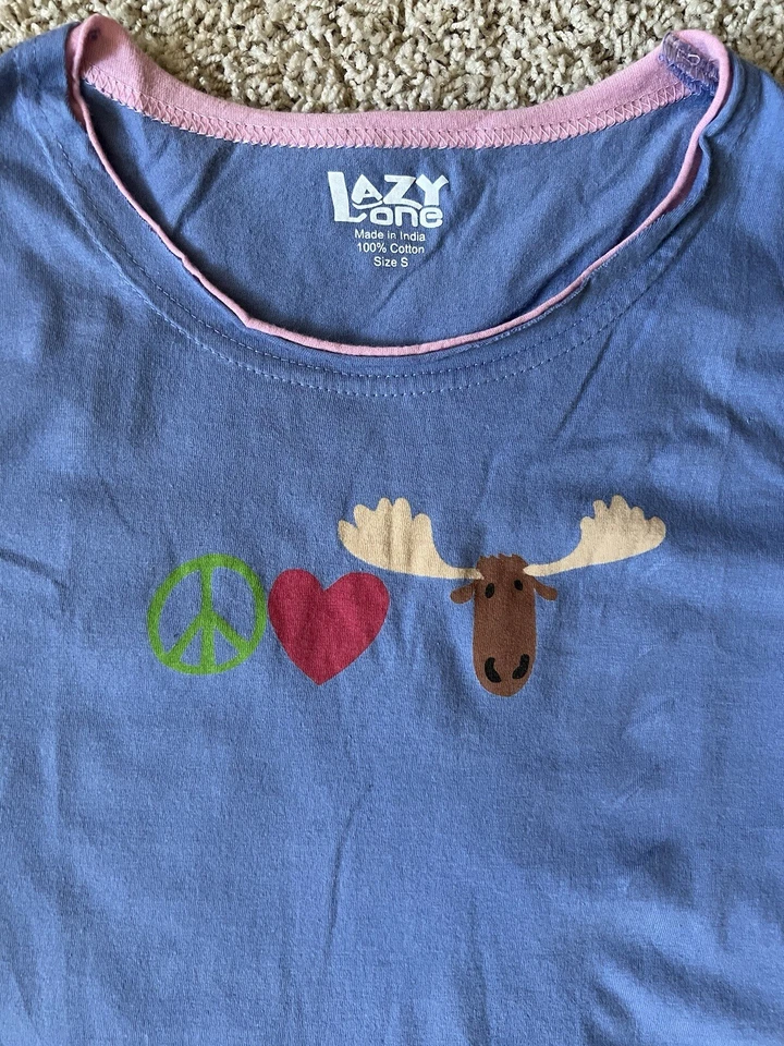 LAZY ONE Junior Fitted Tee Sleep Night Shirt Blue Moose Heart Peace size Small - Image 3 of 3