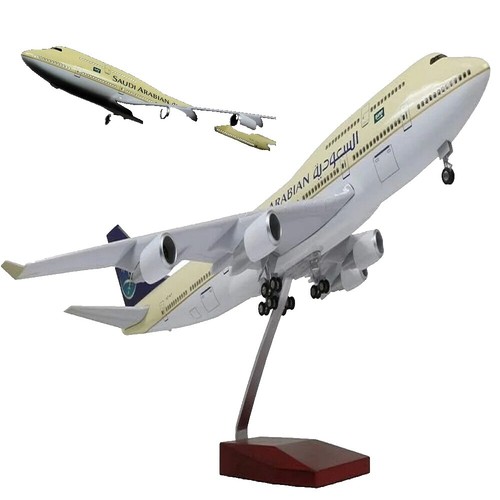 1:160 47CM QATAR BOEING 747-8 Airplane Landing Gear Resin Plane