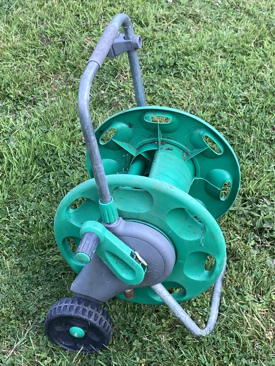 Hozelock Empty Hose Reel; Holds 45m Hose; Green Plastic, Metal Handle,  Wheels