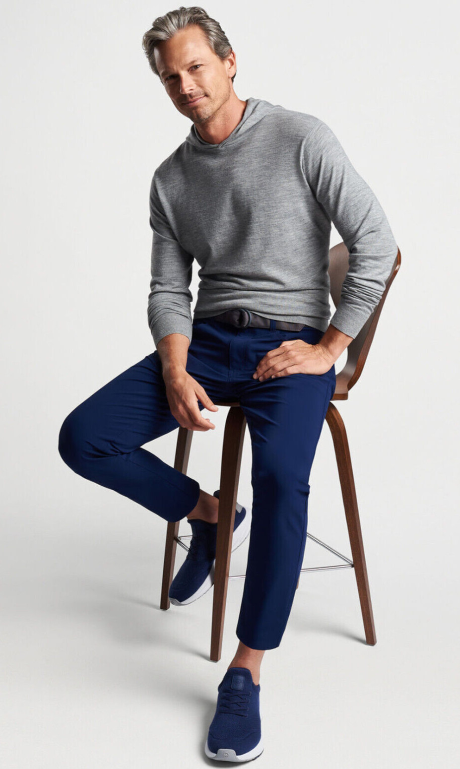 Толстовка с капюшоном Excursionist Flex Popover изготовленная ПИТЕРОМ МИЛЛАРОМ в короне из шерсти GALE 2XL 325 долларов США 28790₽