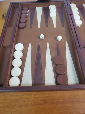 Jeu De Backgammon Avec Deux Matrices Image stock - Image du détail