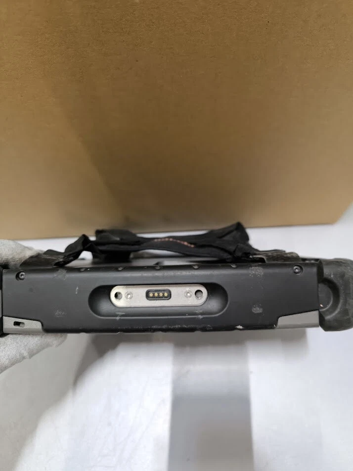 Handheld Algiz 8 Tablet - Broken Screen, For Parts, Cosmetic Wear - Image 4 of 4