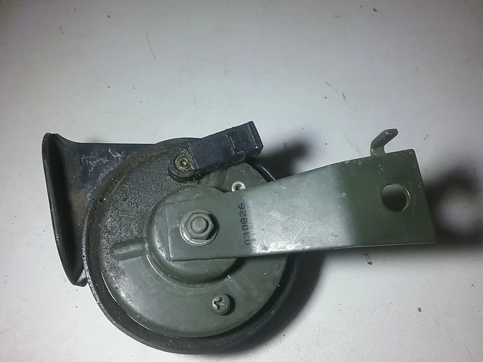 Nissan 350Z/Infiniti I35 2003-2007 bocina de señal (color negro) 004035 (M93) Foto 4 de 4