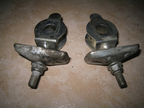 GZ 250 Marauder Kettenspanner Schwinge Hinterrad chain adjuster Kette Steckachse