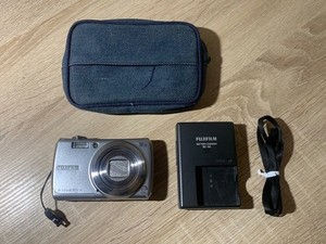Fujifilm F100 | eBay
