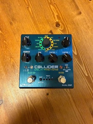 Source Audio Collider Delay Reverb Guitar Effector