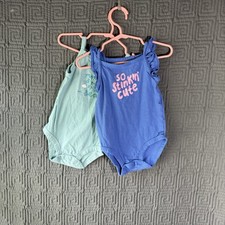 Lot of 2 Carter's Girl Bodysuit Size 9m Multicolor Button
