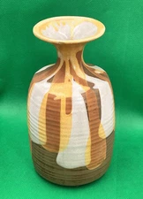 Jaru California Arts Crafts Style VTG Pottery Ribbed Dripped Glaze RS-30A 7.25"