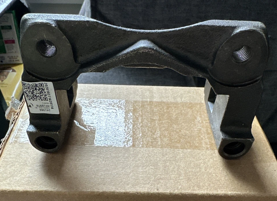 Cardone 2003 Jaguar S-type Brake Bracket - Image 2 of 3