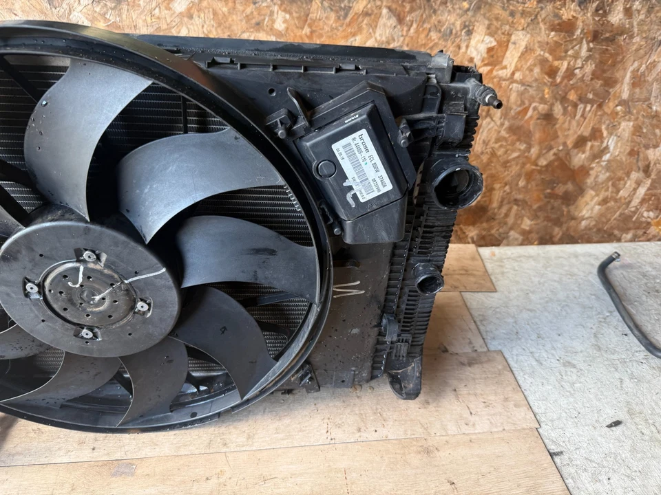 MERCEDES BENZ E550 CLS550 2012-2017 JUEGO MOTOR RADIADOR AIRE ACONDICIONADO CONDENSADOR VENTILADOR REFRIGERACIÓN Foto 2 de 4