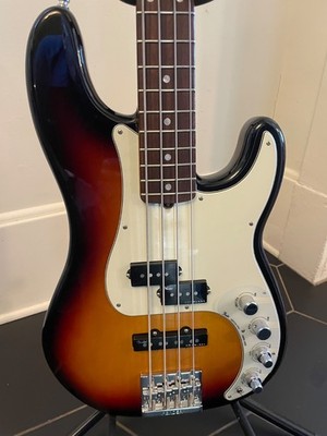 Fender American Ultra Precision Bass, Ultraburst, Rosewood Fretboard W/HSC