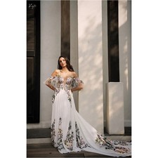 V Neck Floral Appliques Wedding Dress Backless A-line Sleeveless Evening Gowns