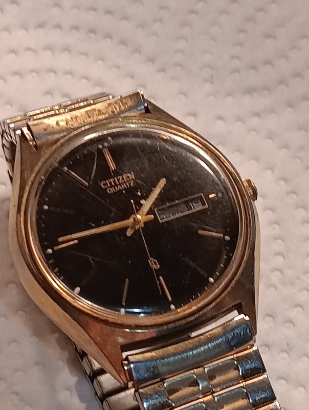 VTG CITIZEN GOLDTONE QUARTZ #575640 MENS WATCH FOR PARTS/REPAIR