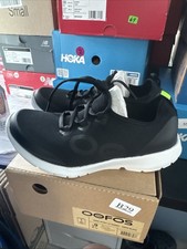 OOFOS OOMG Sport LS Women’s Size 9 White Black Lace Up Brand New