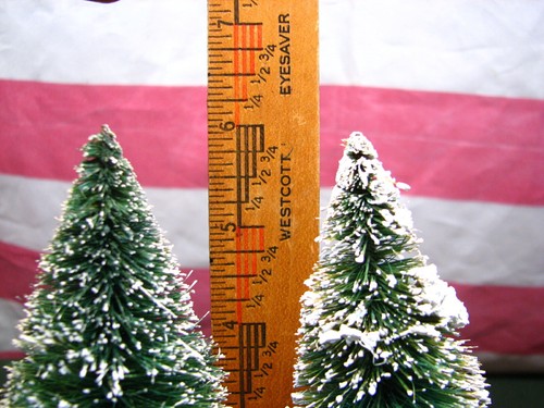 5 Pine Evergreen Trees, 4 Snow Covered, 1 Is Dept 56 Tree & 1 Bare Flocked Tree - Picture 4 of 11