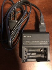 Sony BC-CS1 Battery Charger Charges Two 2 Batteries