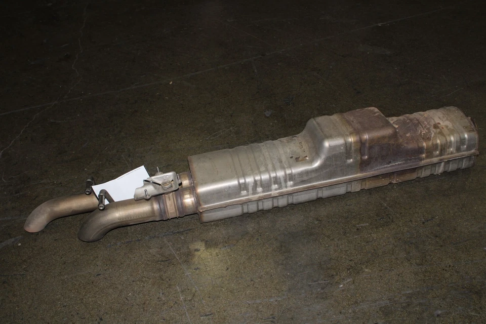 Mercedes-Benz, G550, LH, izquierda, silenciador, usado, P/N 463-490-81-01 Foto 3 de 4